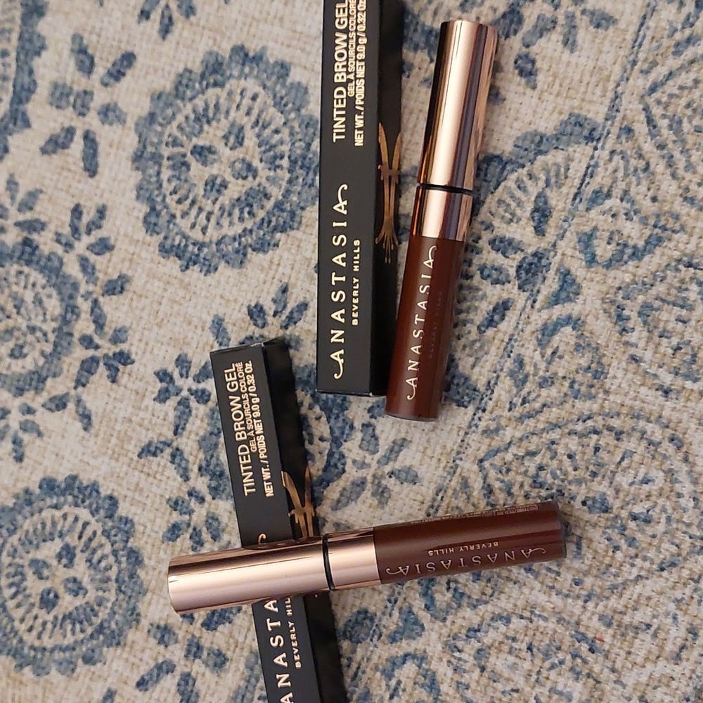Set of Two BNIB Anastasia Beverly Hills Tinted Brow Gel in Auburn